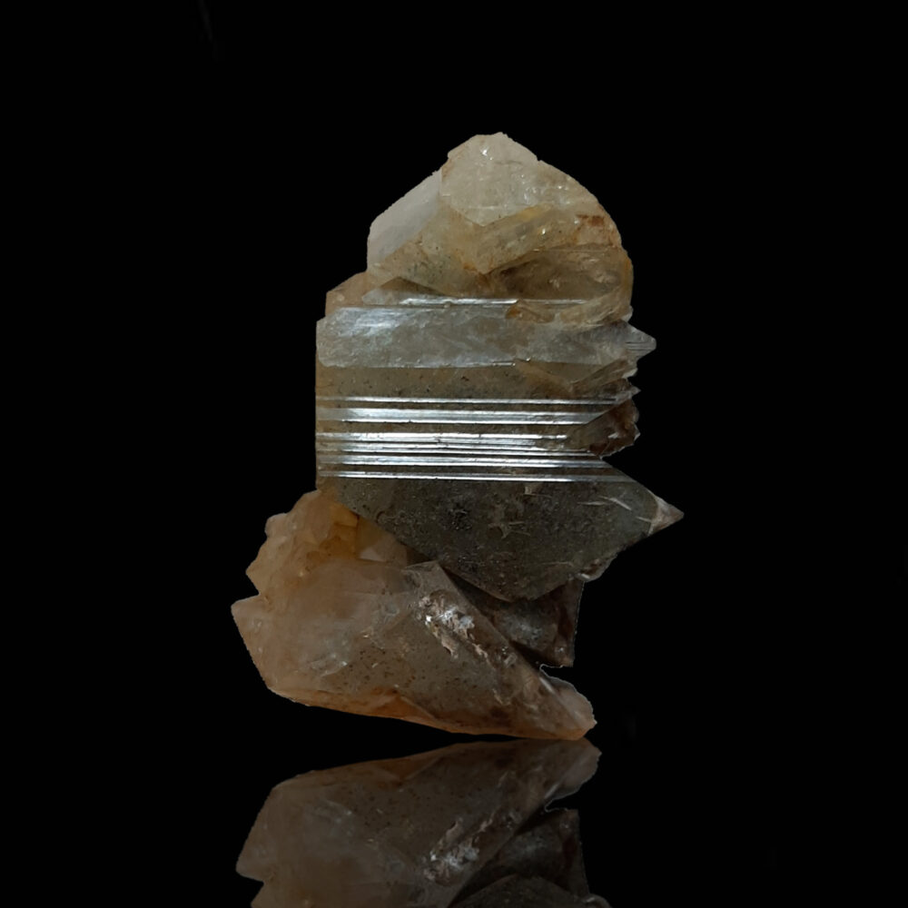 Microcline var hyalophane