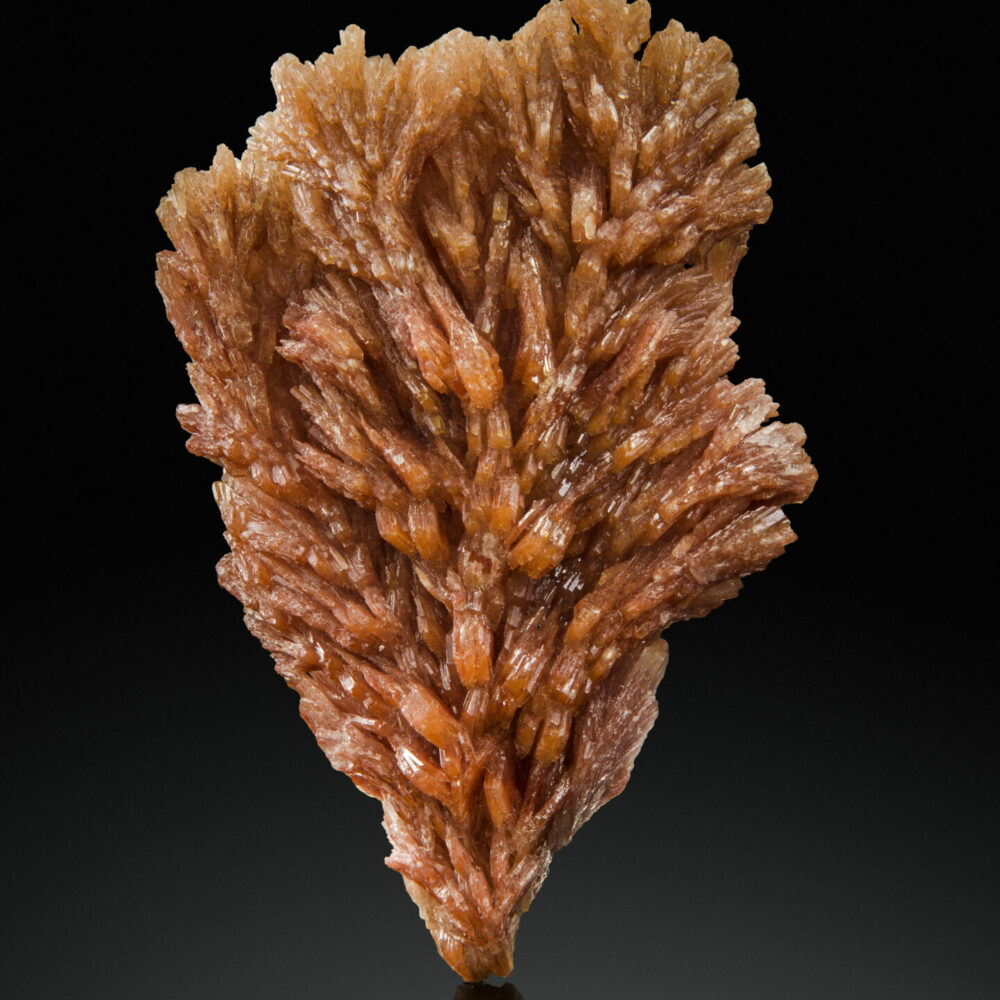 Baryte with realgar
