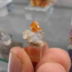 Wulfenite on quartz