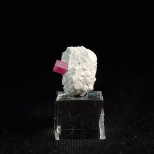 Red beryl