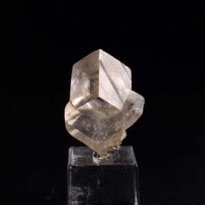 Dolomite twin