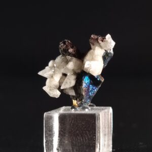 Calcite with chalcopyrite