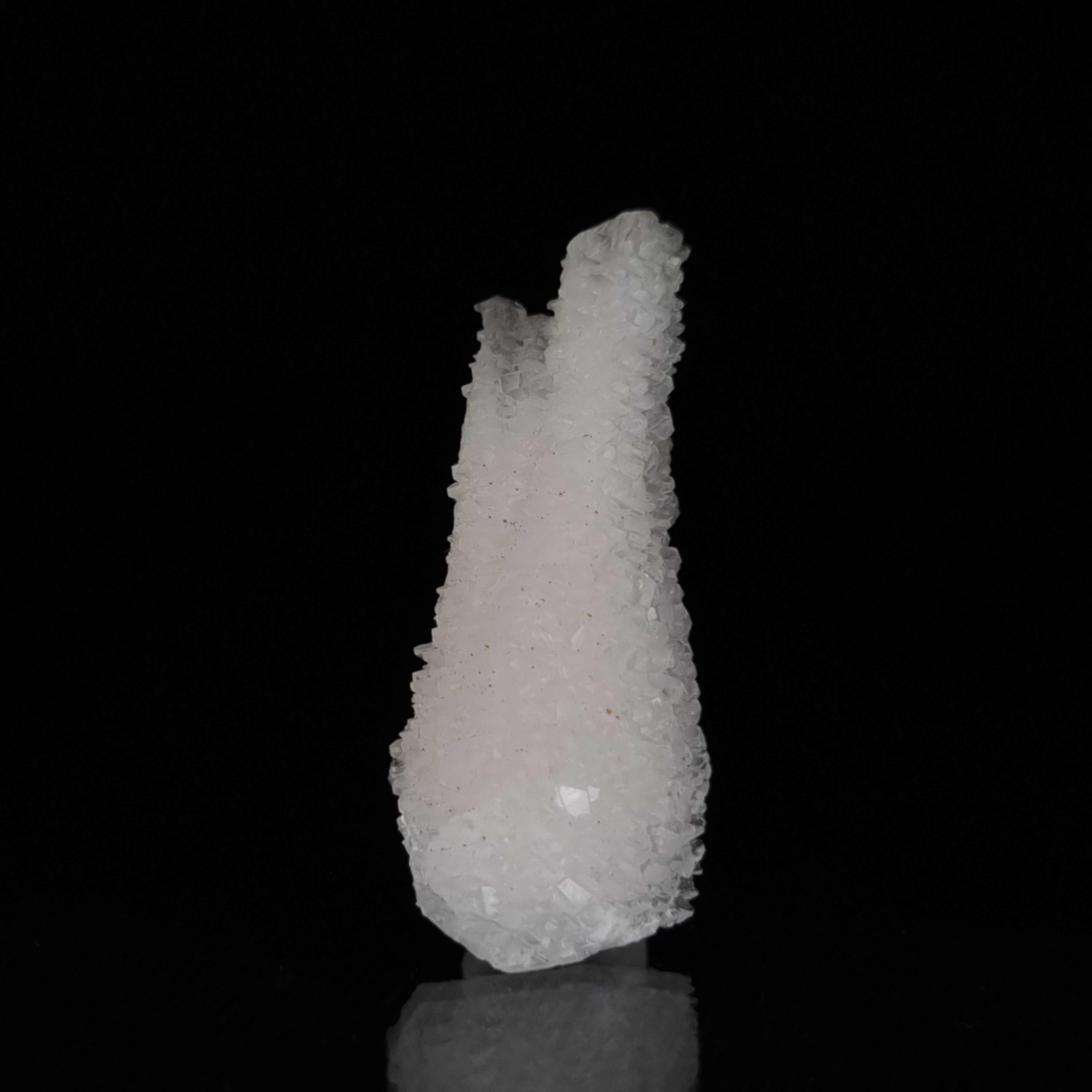 Manganoan calcite