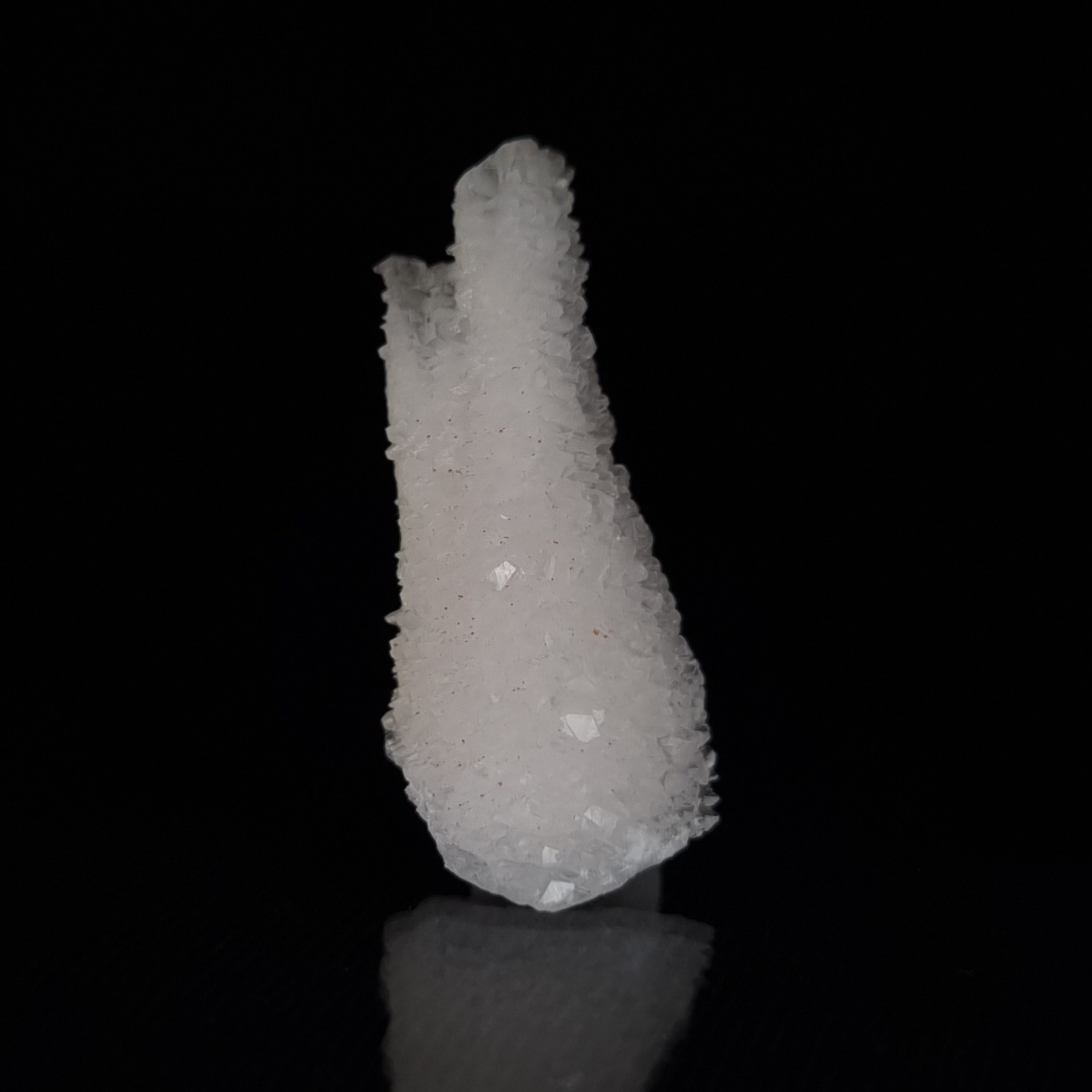 Manganoan calcite