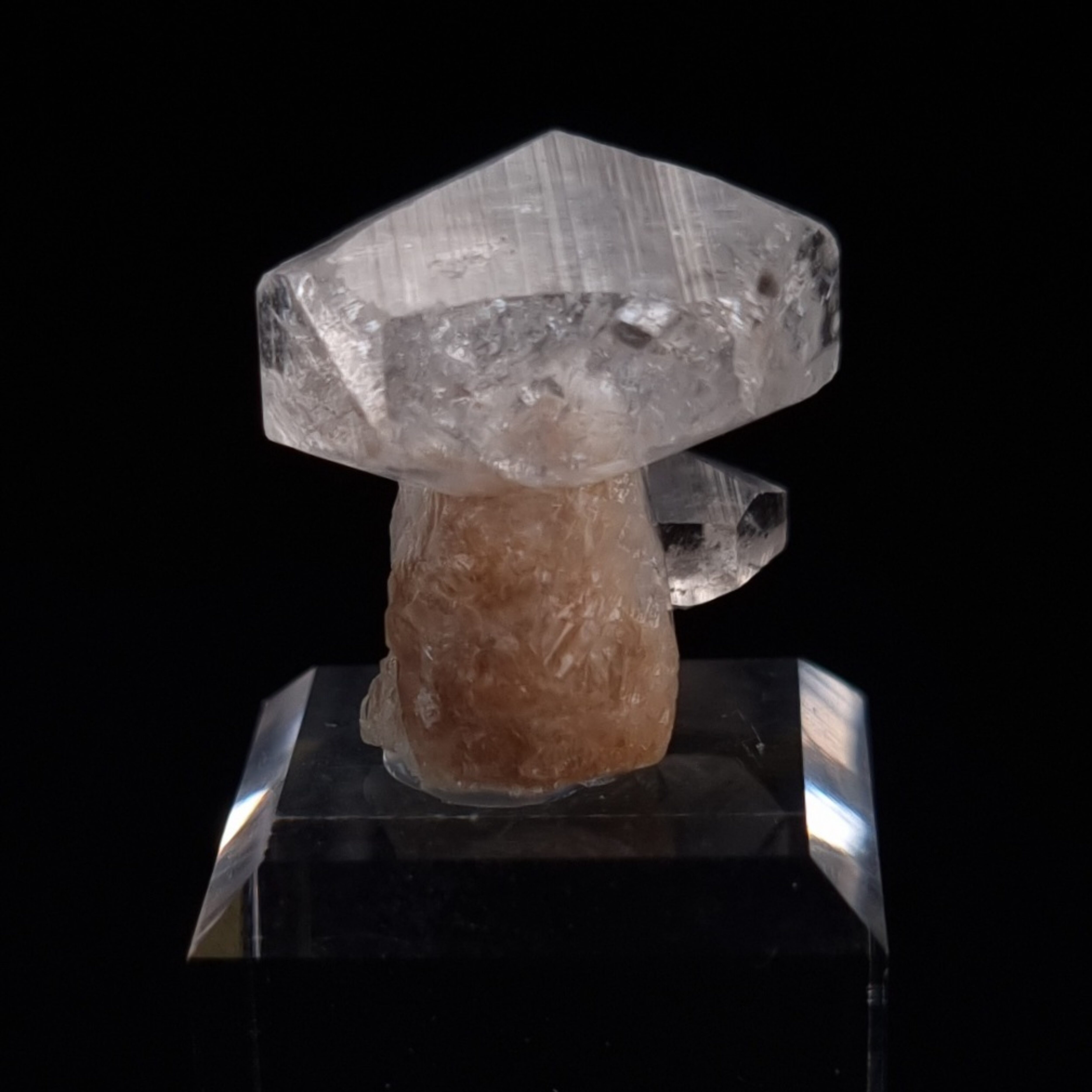 Calcite scepter